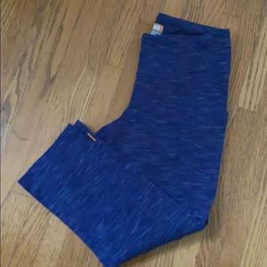 Lucy Capri dark blue legging
